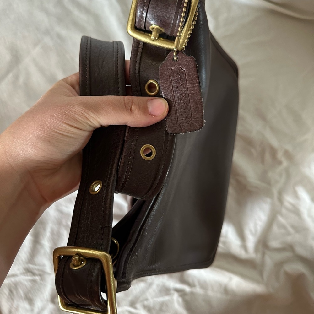Coach Vintage Large Legacy Zip Dark Brown Leather Shoulder Bag - Picture 8 of 15